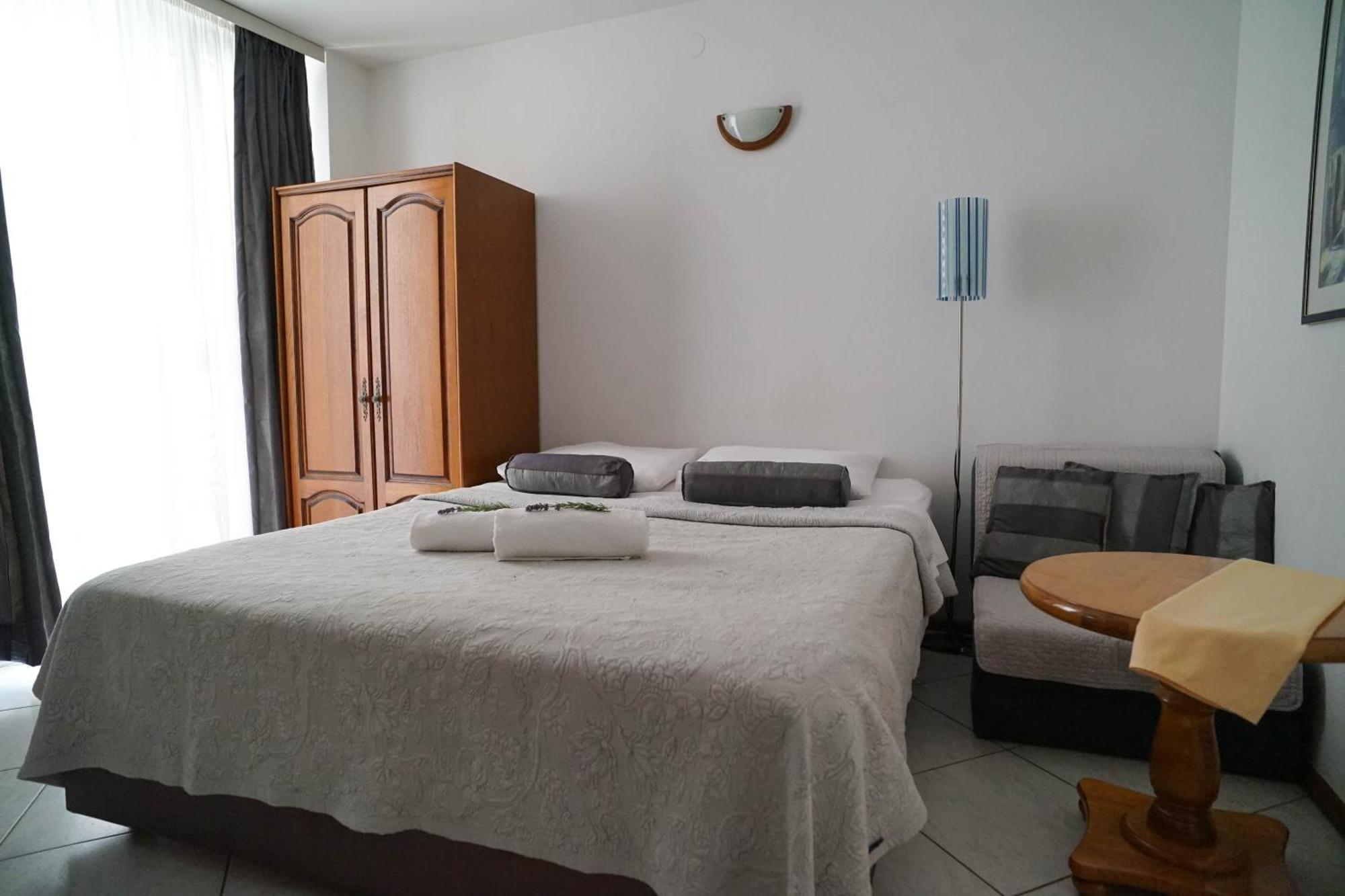 Apartments And Rooms Degra Umag Exterior foto
