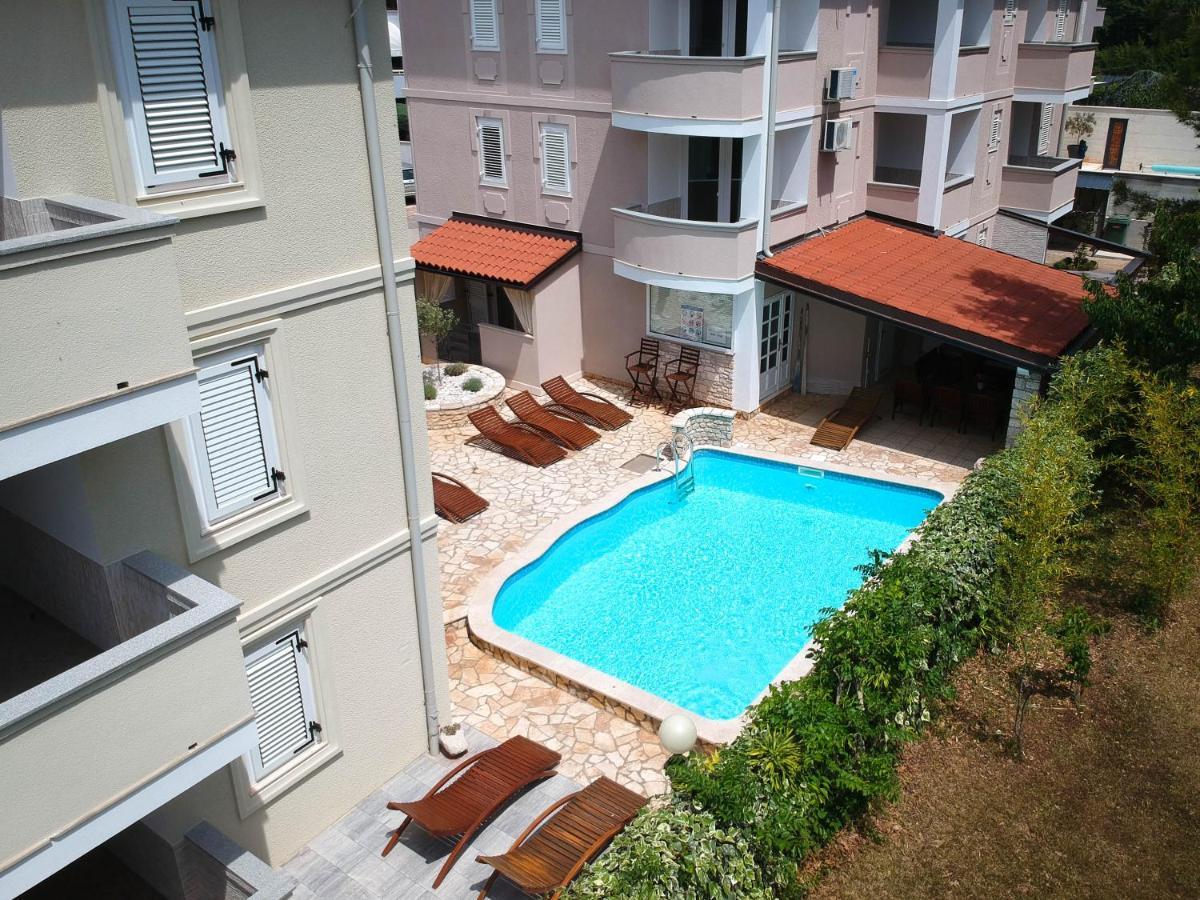 Apartments And Rooms Degra Umag Exterior foto