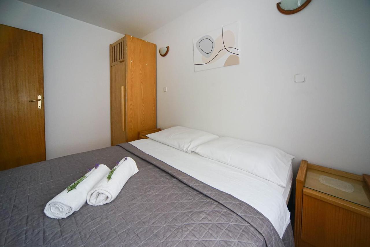 Apartments And Rooms Degra Umag Exterior foto